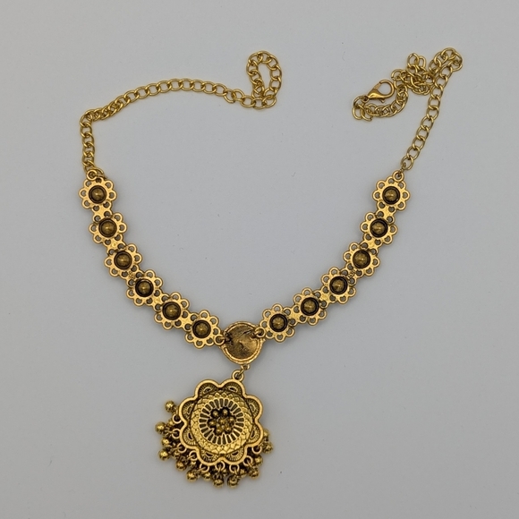 Gold Necklace Drop Earrings Set Green Gemstone Bollywood Wedding Bridal - Picture 7 of 10